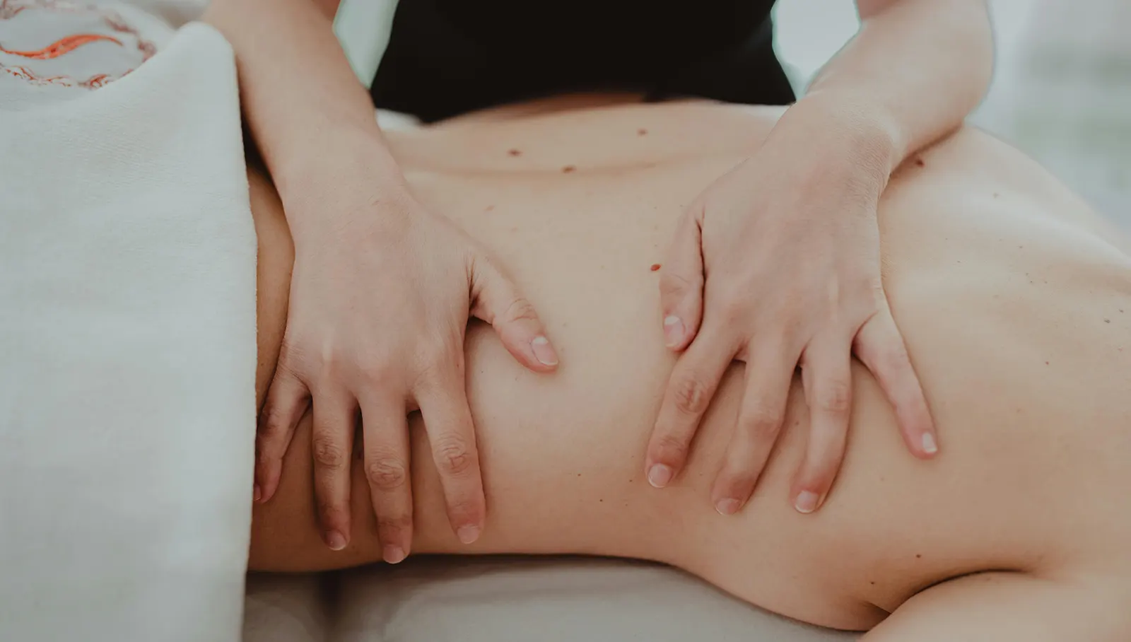 Une expérience de massage unique à Bordeaux avec Ôm Zen